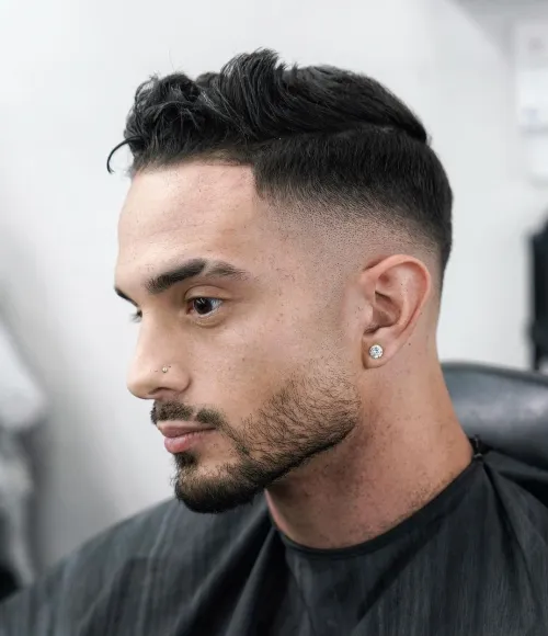 3-mens-hairstyle-with-pushed-back-fringe.webp (22 KB)